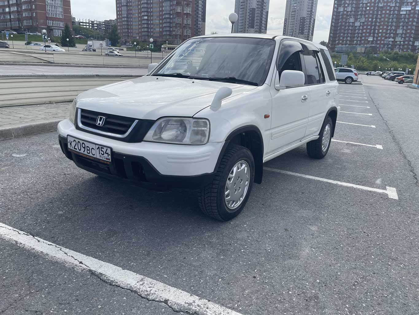 Обзор автомобиля Honda CR-V 1999